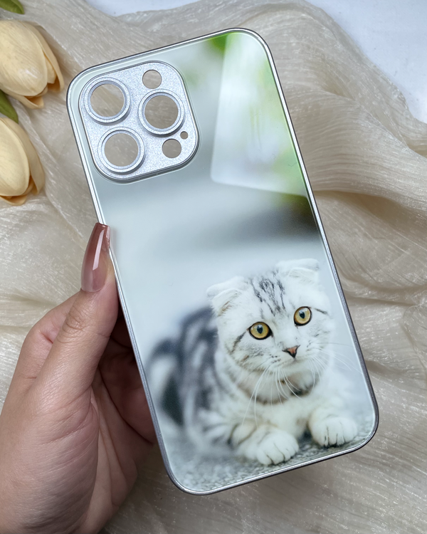 Personalize Your Phone Case with Your Feline Friend's Photo